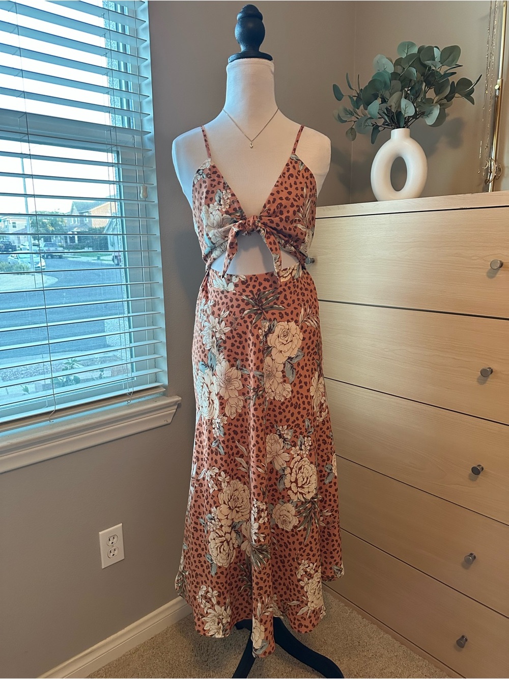 Vici Floral Tie-Front Maxi Dress in Rust and Cream